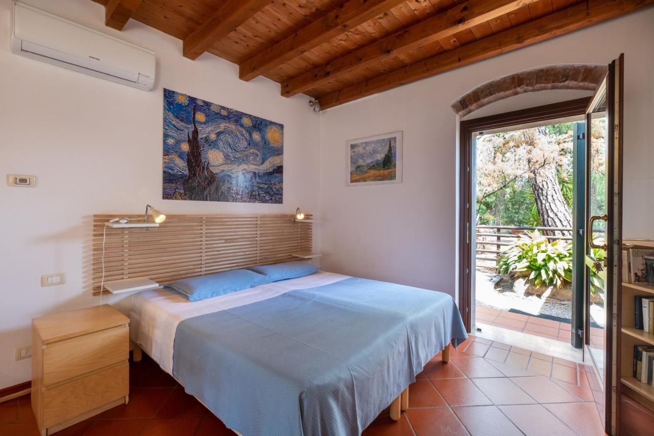 Corte Roveggia - Monolocale Van Gogh Verona Ngoại thất bức ảnh